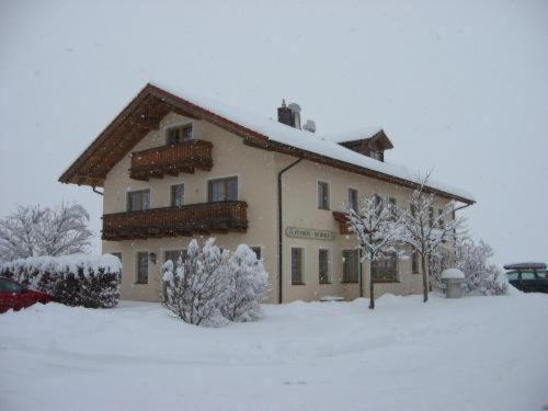 Pension Demmel, Bed & Breakfast บรุคมุห์ล ภายนอก รูปภาพ